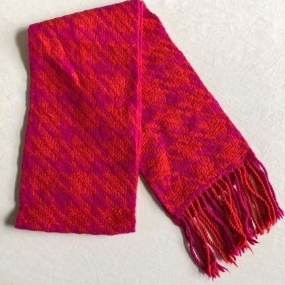 kate spade Accessories - KATE SPADE 100% WOOL HEARTHSTONE HOUNDSTOOTH Scarf